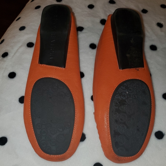 Shoes - Picture 2 of 5